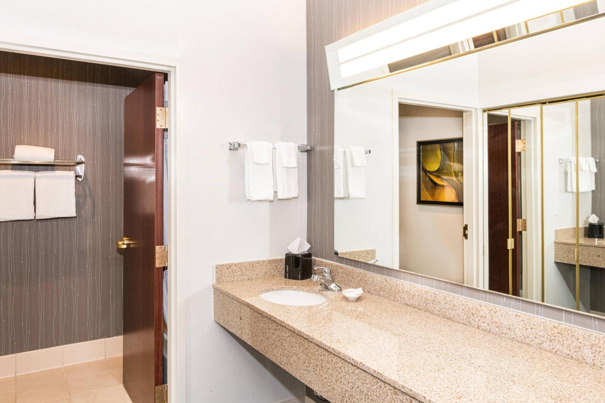 Country Inn & Suites By Radisson, Columbus-Edinburgh Zewnętrze zdjęcie
