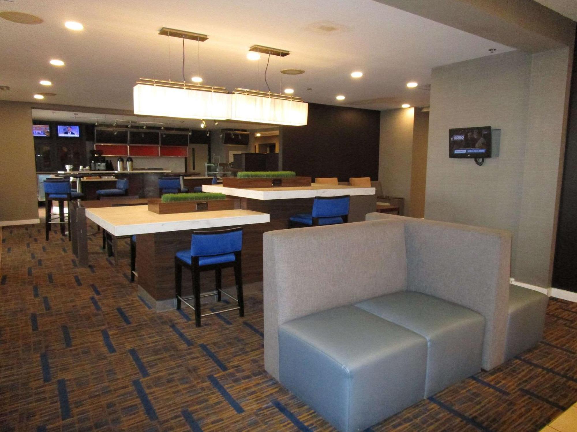 Country Inn & Suites By Radisson, Columbus-Edinburgh Zewnętrze zdjęcie