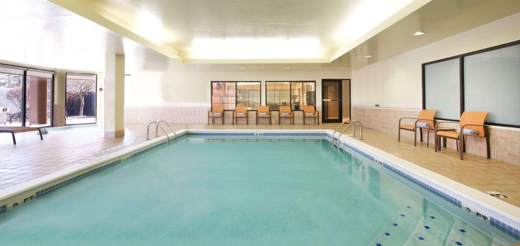 Country Inn & Suites By Radisson, Columbus-Edinburgh Zewnętrze zdjęcie