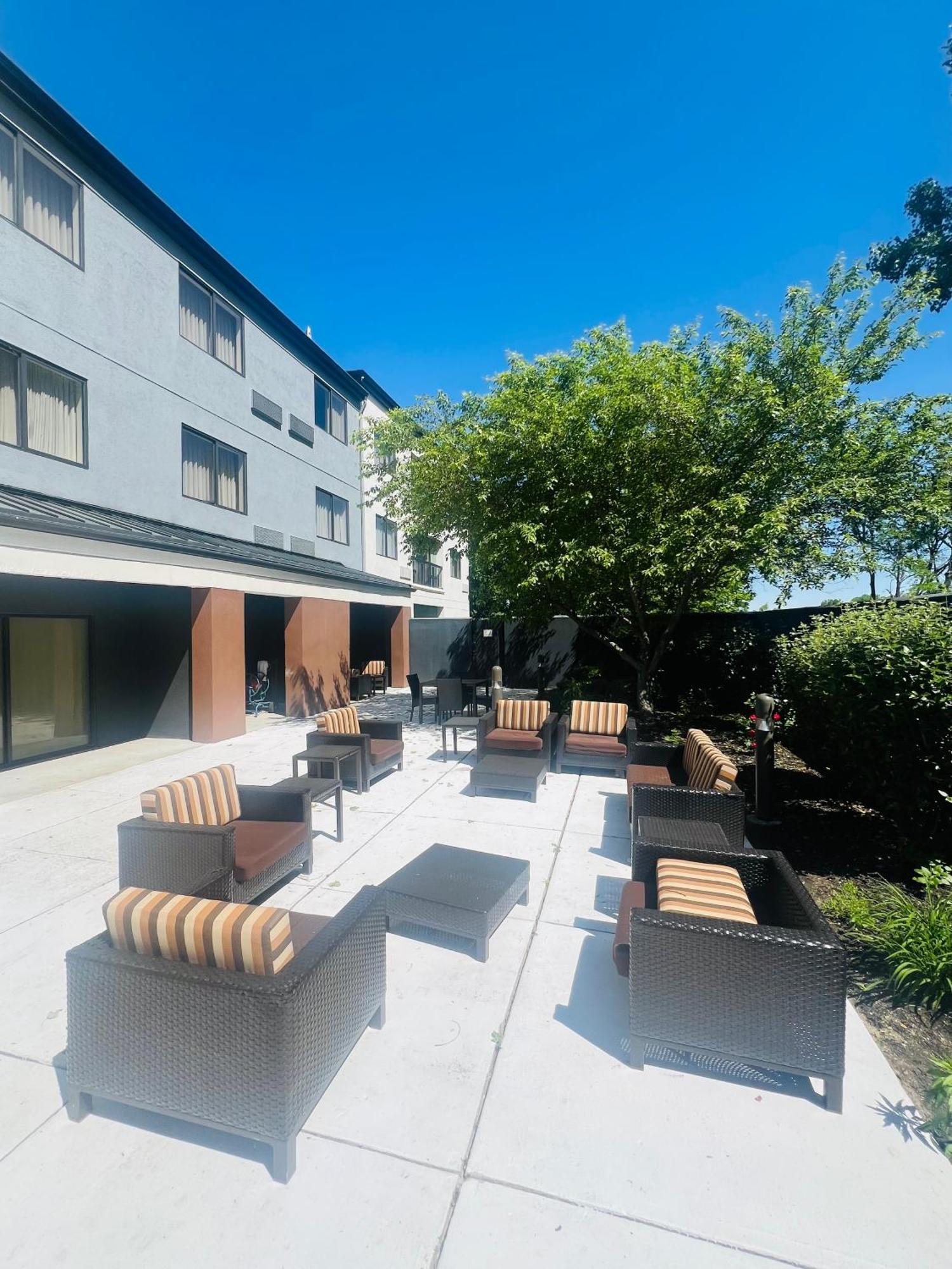 Country Inn & Suites By Radisson, Columbus-Edinburgh Zewnętrze zdjęcie