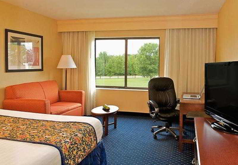 Country Inn & Suites By Radisson, Columbus-Edinburgh Pokój zdjęcie